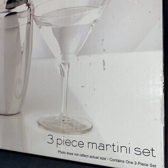 NWT. BarWare 3 piece Martini Set. - Picture 2 of 3